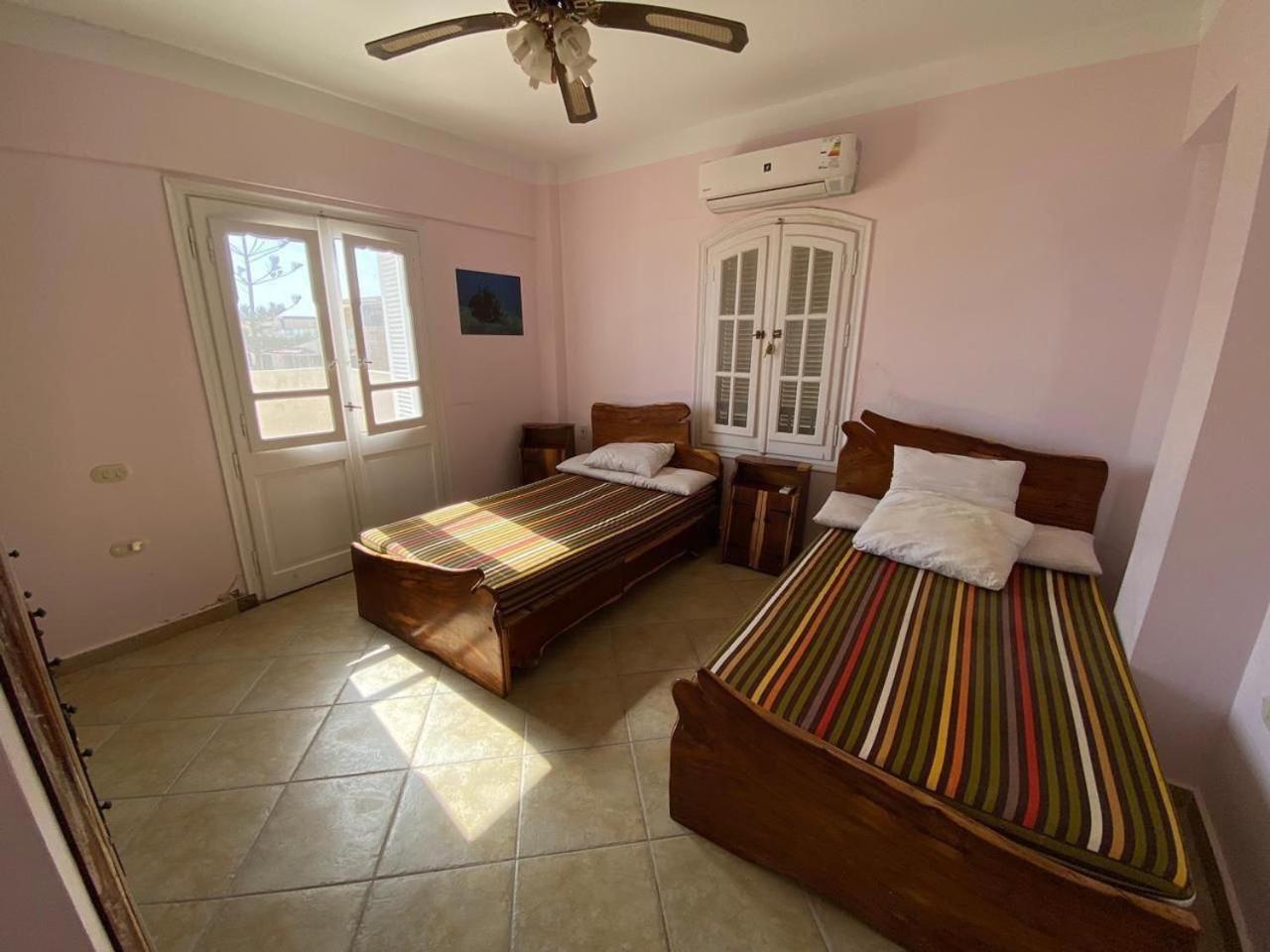 Beachfront Chalet In Green Beach, North Coast Villa El Alamein Rom bilde